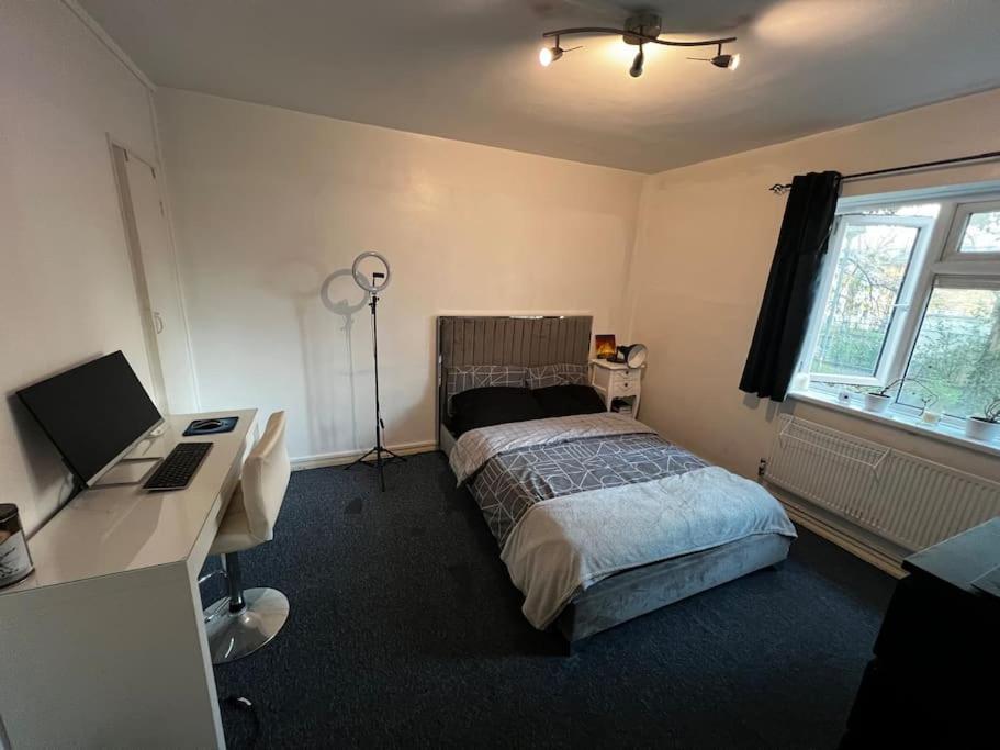 1-Bed Flat With Fast Wi-Fi In Prime Location 15Mins From Central Londyn Zewnętrze zdjęcie