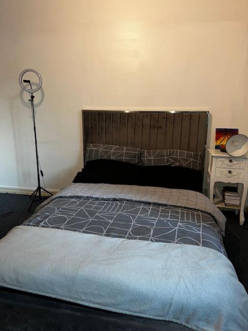1-Bed Flat With Fast Wi-Fi In Prime Location 15Mins From Central Londyn Zewnętrze zdjęcie